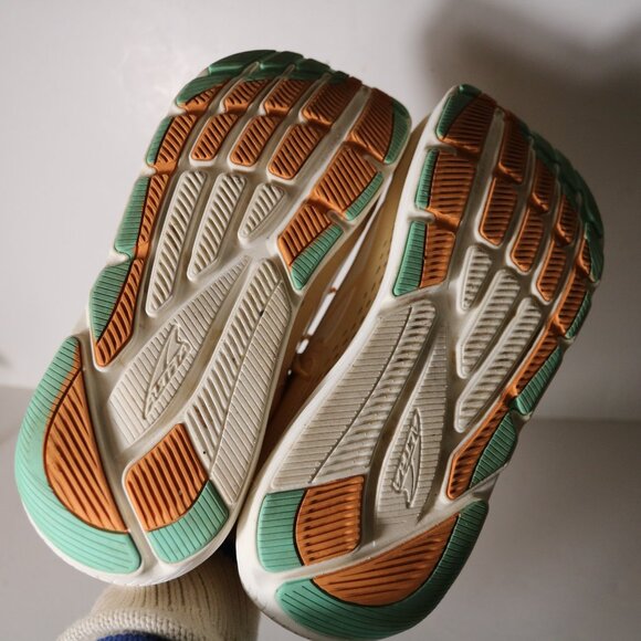 Altra Womens Via Olympus Road Running Shoes 11 Yellow al0a82cr380 Cushioned - Picture 8 of 9